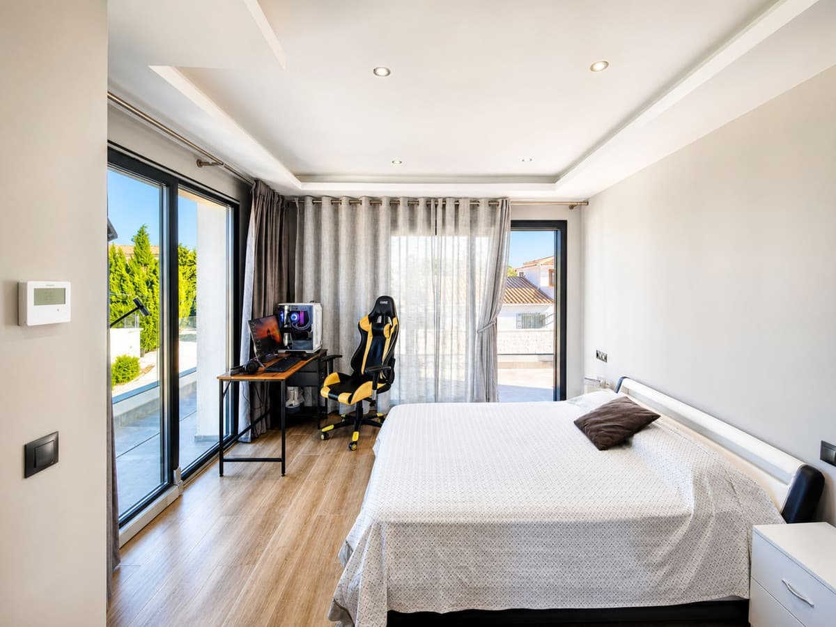 Detached Villa in Estepona — photo 9 of 10