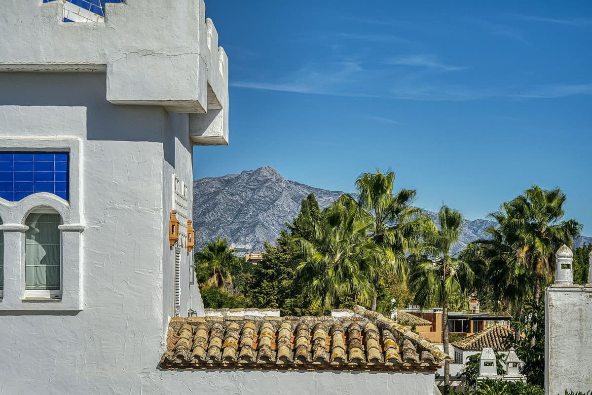 Penthouse Duplex in Guadalmina Baja — photo 1 of 10