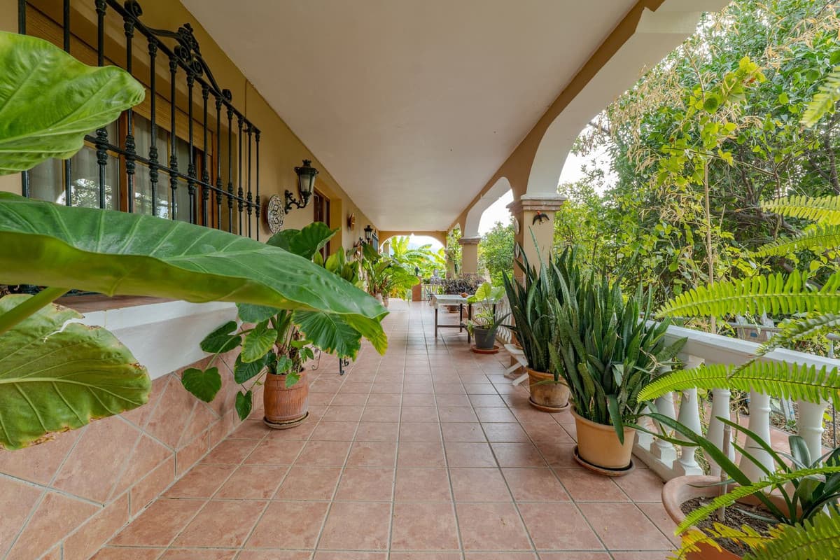 Detached Villa in Alhaurín el Grande — photo 4 of 10