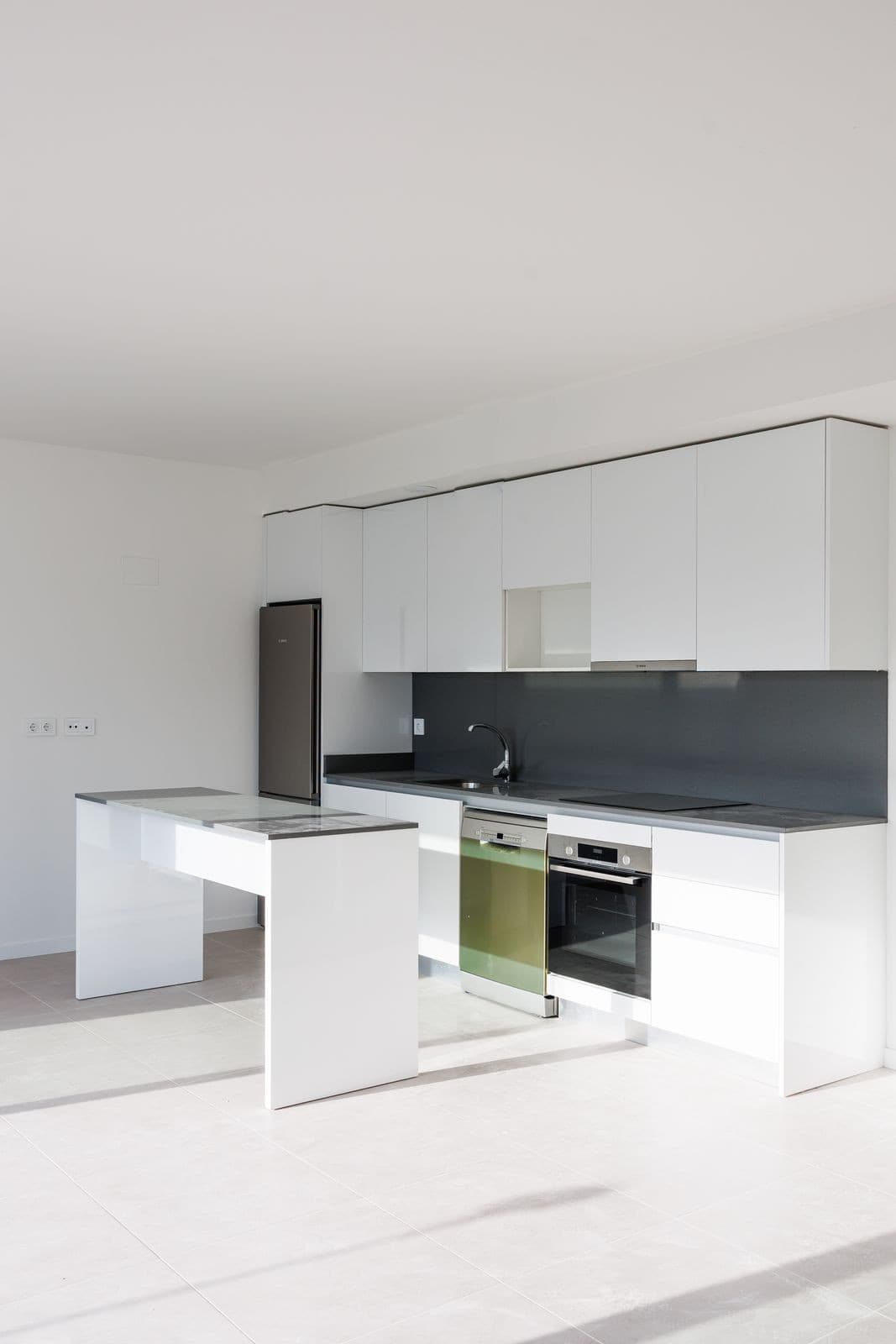 Middle Floor Apartment in Cancelada — photo 6 of 10