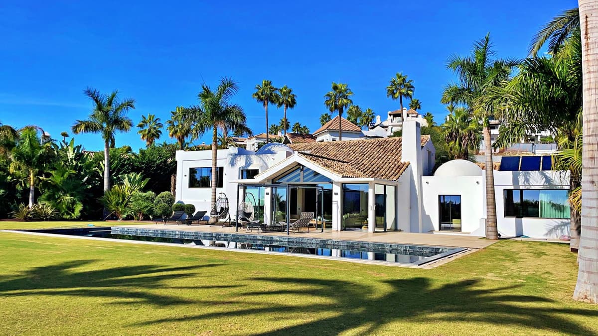 Detached Villa in Benahavís — photo 7 of 10