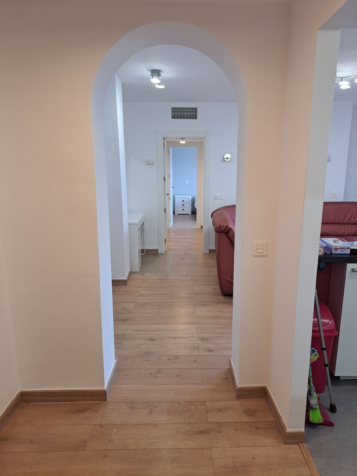 Middle Floor Apartment in Estepona — photo 1 of 10