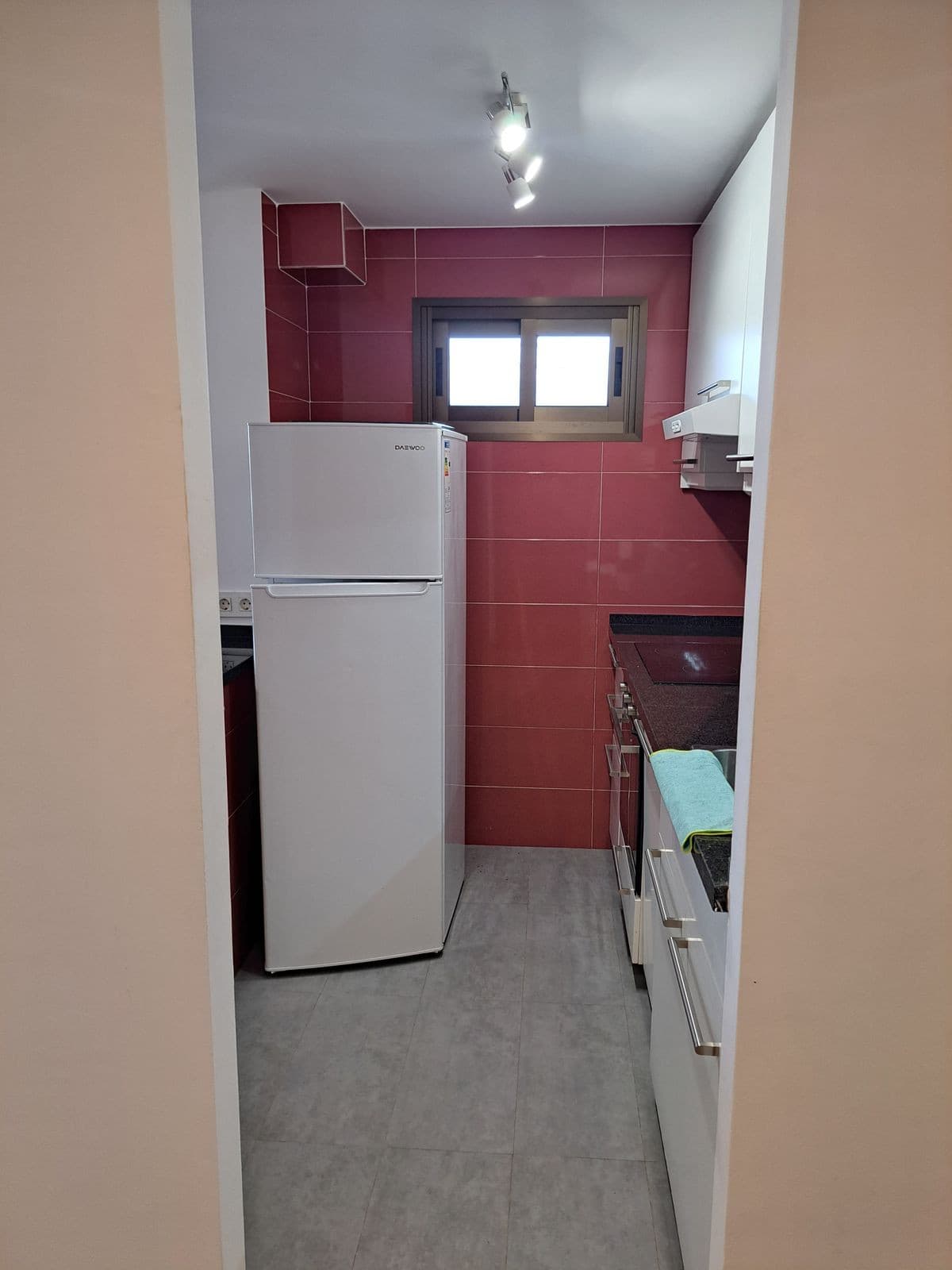 Middle Floor Apartment in Estepona — photo 2 of 10