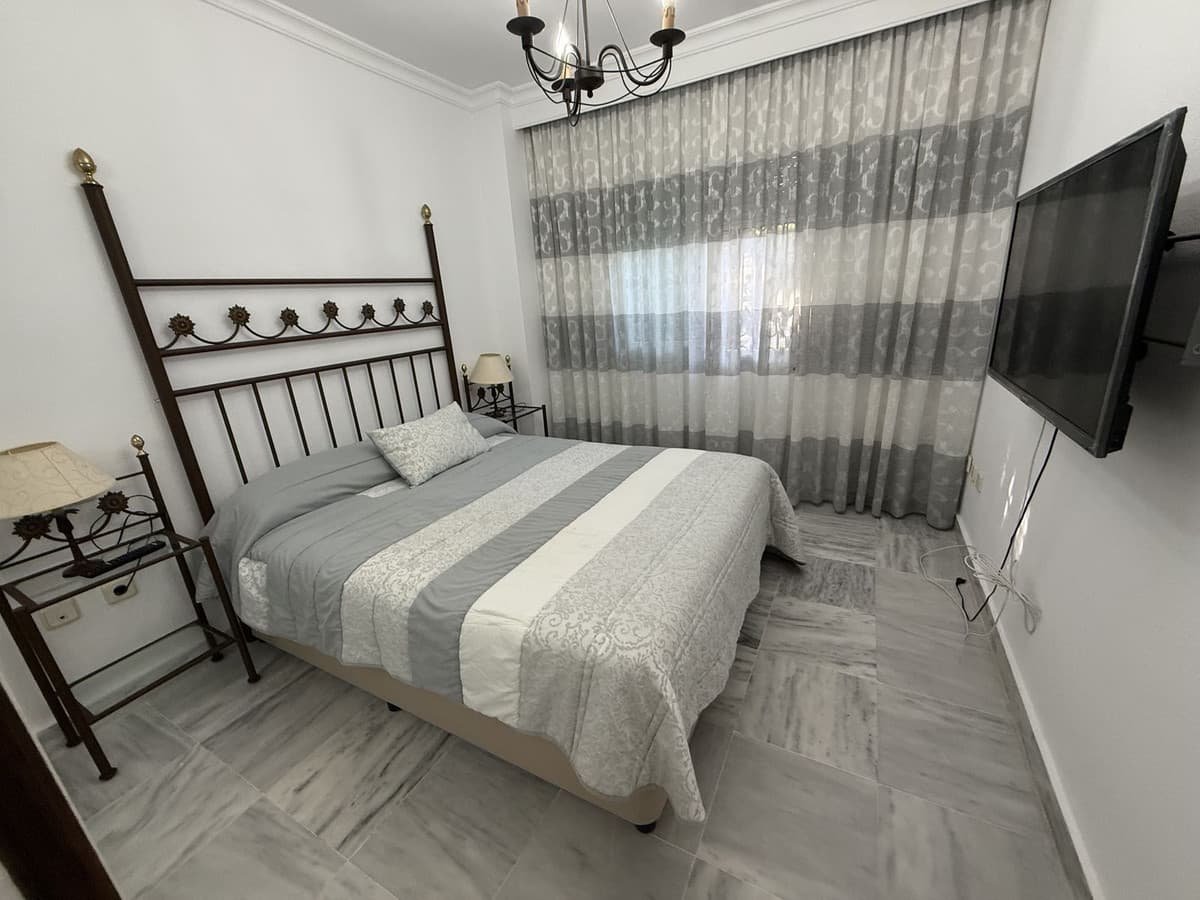Ground Floor Apartment in Puerto Banús — photo 8 of 10