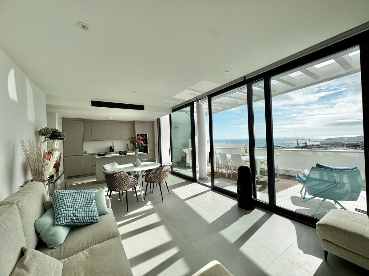 Penthouse in Fuengirola — photo 2 of 10