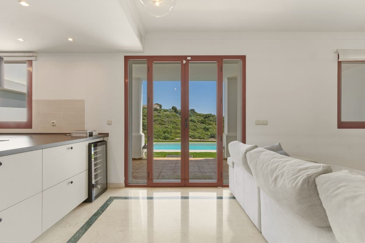 Townhouse in Doña Julia — photo 2 of 10