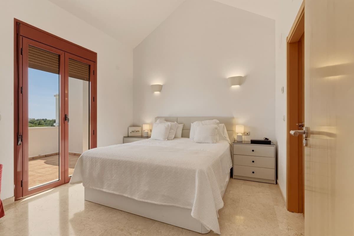 Townhouse in Doña Julia — photo 10 of 10