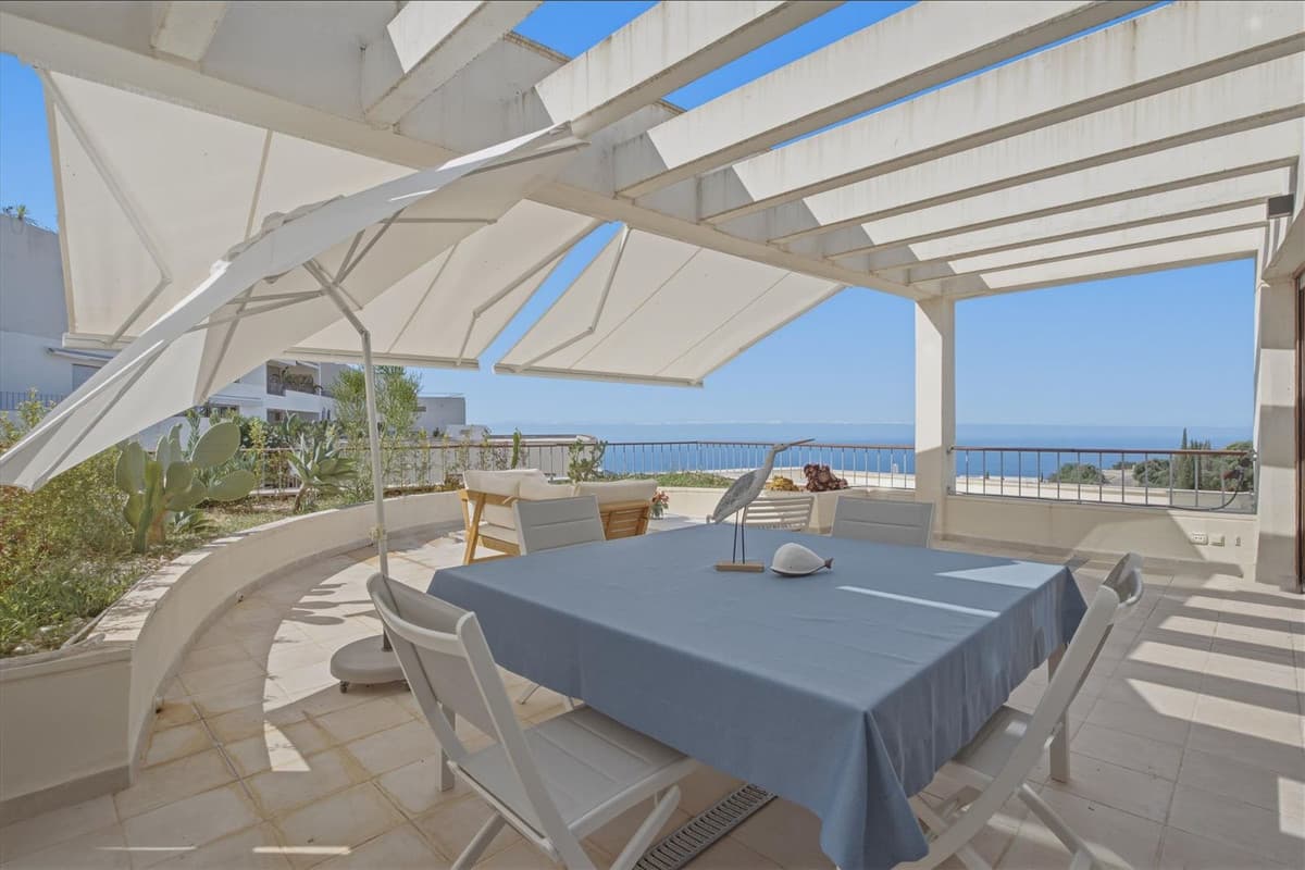 Penthouse Duplex in Altos de los Monteros — photo 4 of 10