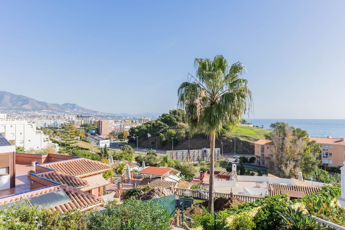 Detached Villa in Fuengirola — photo 3 of 10