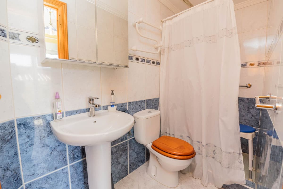 Detached Villa in Fuengirola — photo 8 of 10