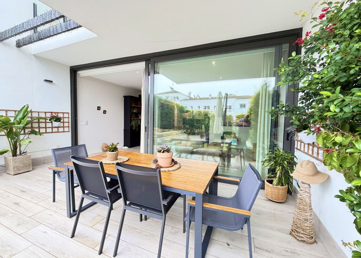 Townhouse in San Roque — photo 8 of 10