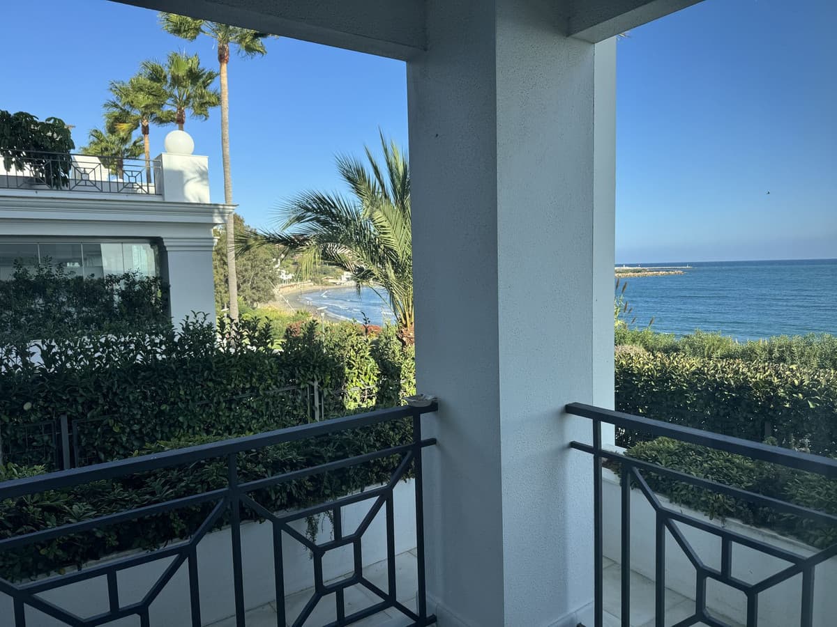 Ground Floor Apartment in Estepona — photo 4 of 10