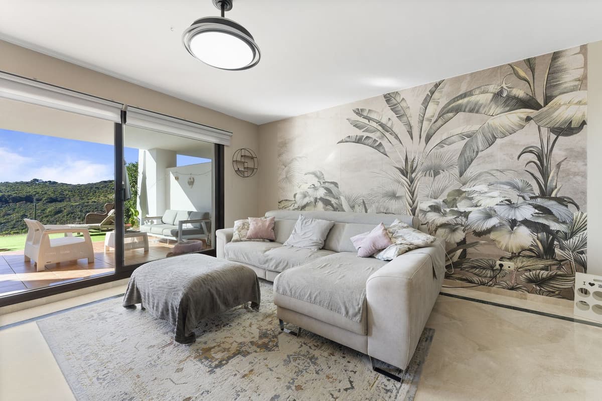 Ground Floor Apartment in Casares — photo 5 of 10