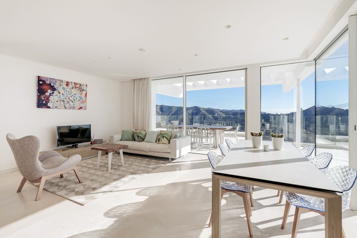 Penthouse in Ojén — photo 2 of 10
