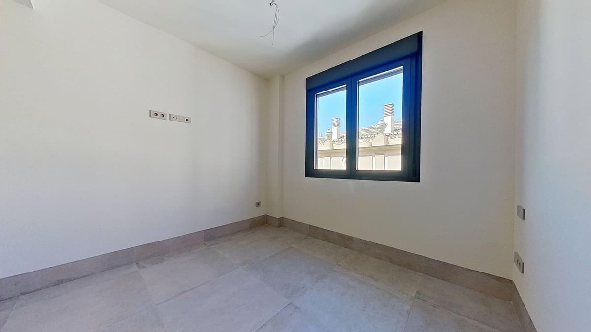Middle Floor Apartment in Málaga Centro — photo 10 of 10