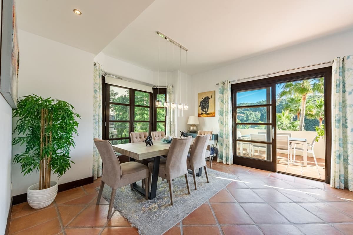 Semi-Detached House in Benahavís — photo 8 of 10