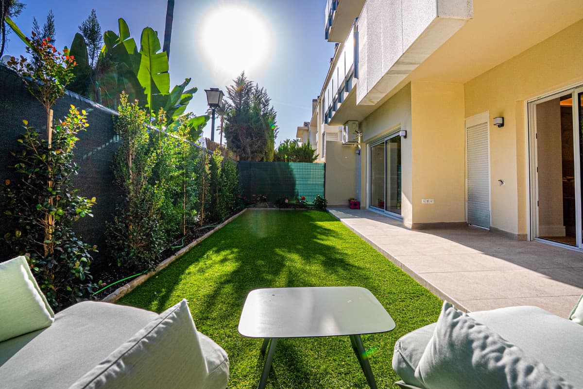 Middle Floor Apartment in San Pedro de Alcántara — photo 3 of 10