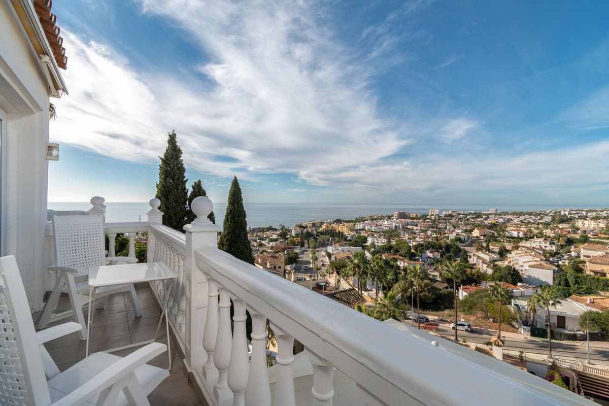 Detached Villa in Riviera del Sol — photo 5 of 10