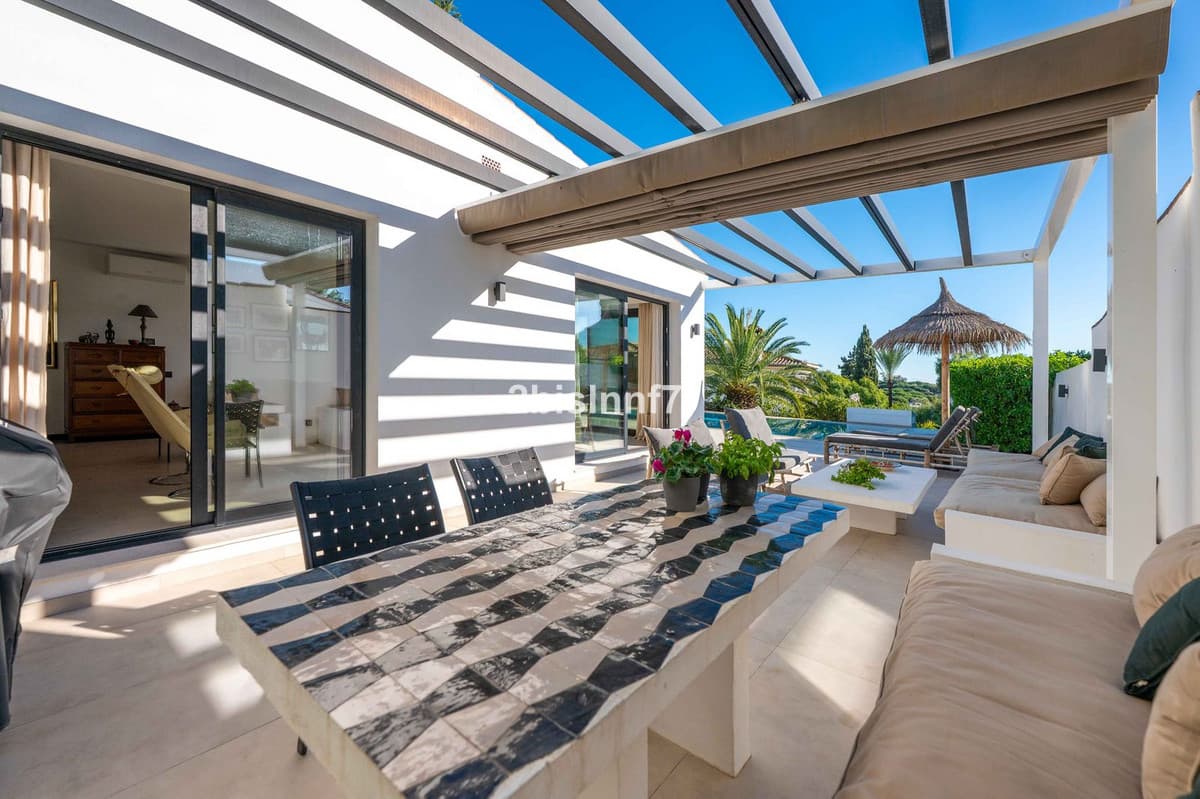 Detached Villa in Elviria — photo 7 of 10