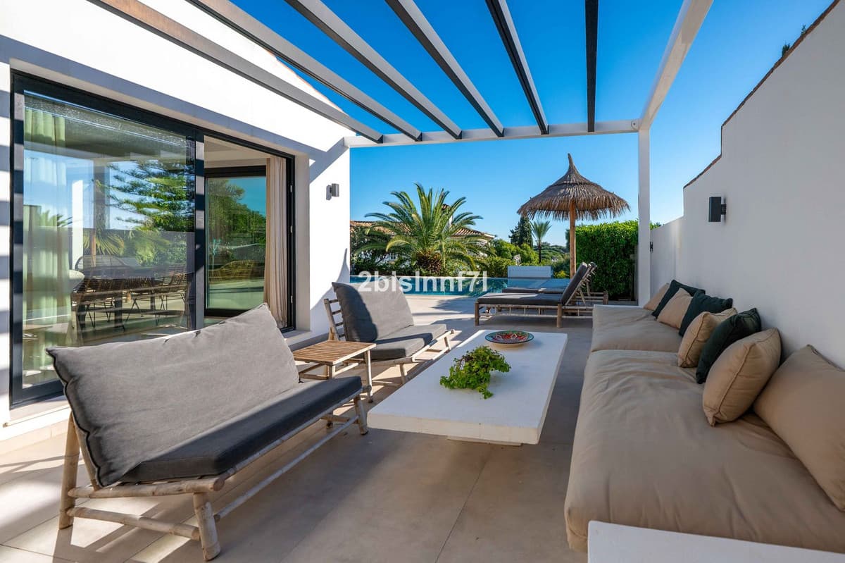 Detached Villa in Elviria — photo 8 of 10