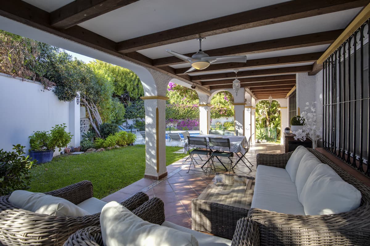 Detached Villa in Guadalmina Alta — photo 3 of 10