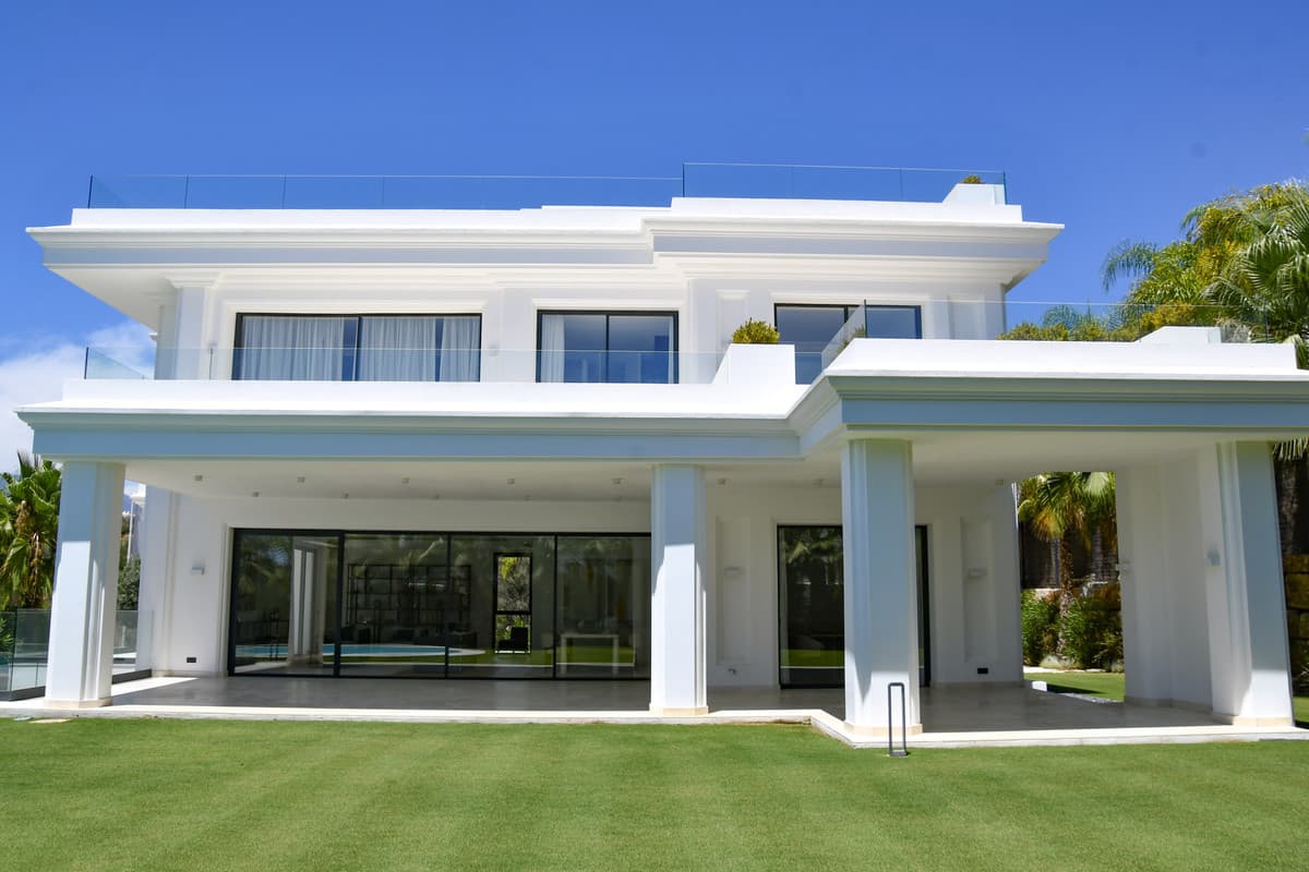 Detached Villa in The Golden Mile — photo 7 of 10