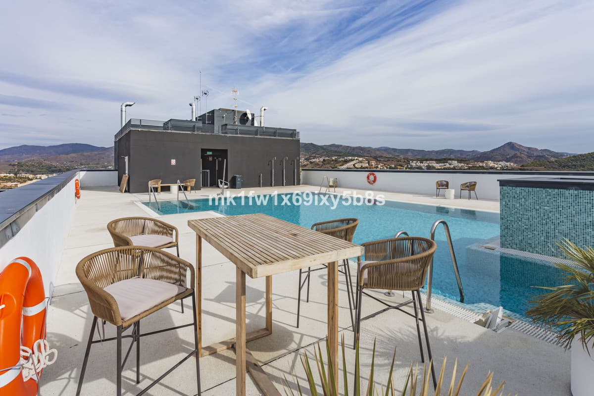 Middle Floor Apartment in Málaga Centro — photo 5 of 10