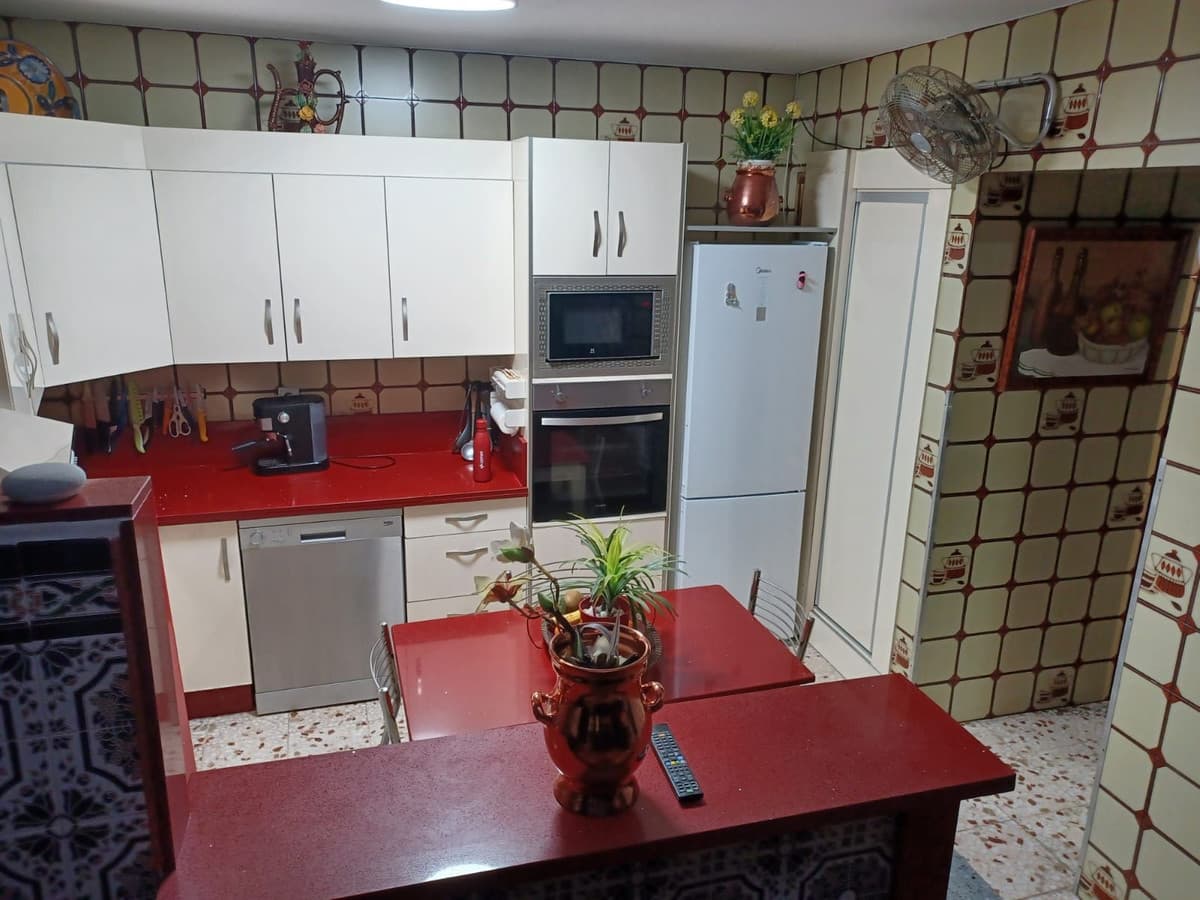 Townhouse in San Martín de Tesorillo — photo 3 of 10