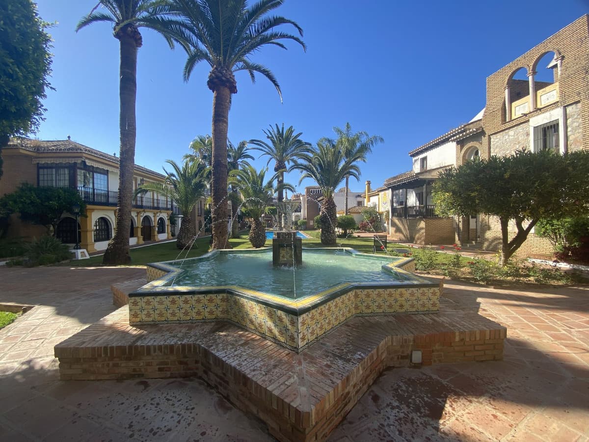 Ground Floor Apartment in Fuengirola — photo 1 of 10