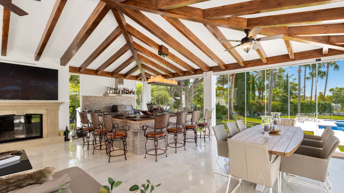 Detached Villa in Nueva Andalucía — photo 5 of 10