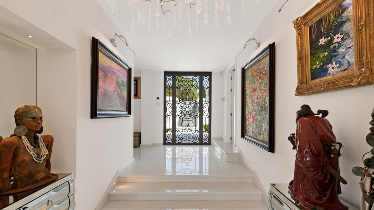 Detached Villa in Nueva Andalucía — photo 6 of 10