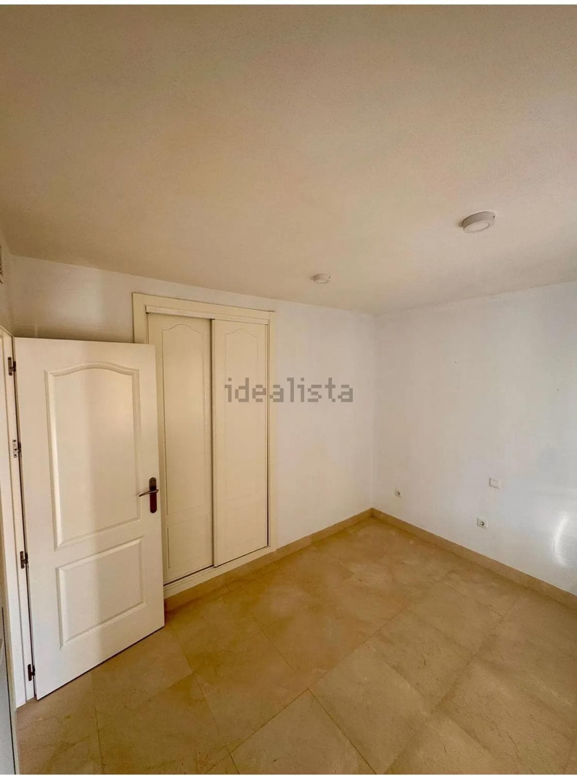 Middle Floor Apartment in Torrequebrada — photo 4 of 10