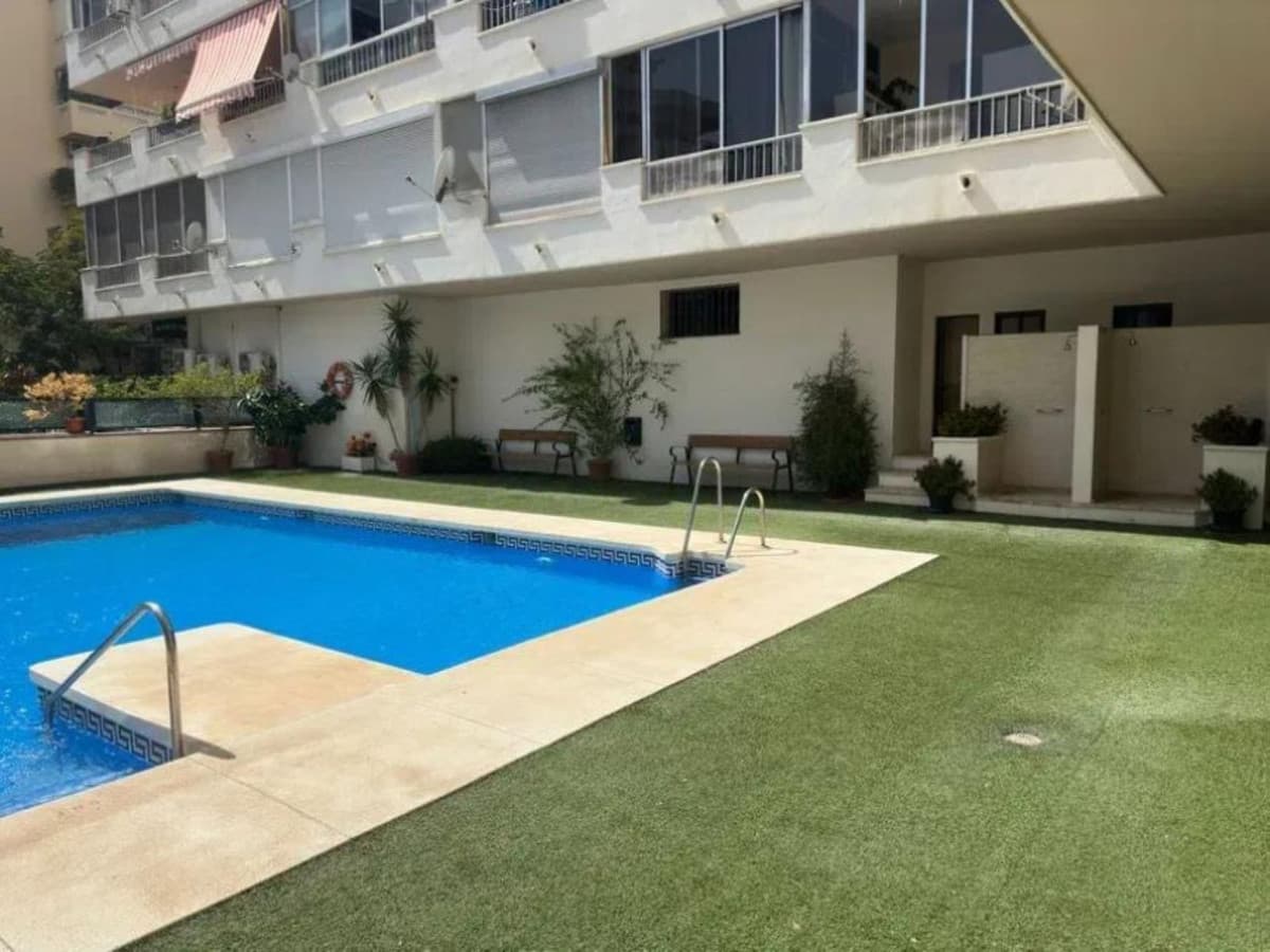 Middle Floor Apartment in Marbella — photo 5 of 10