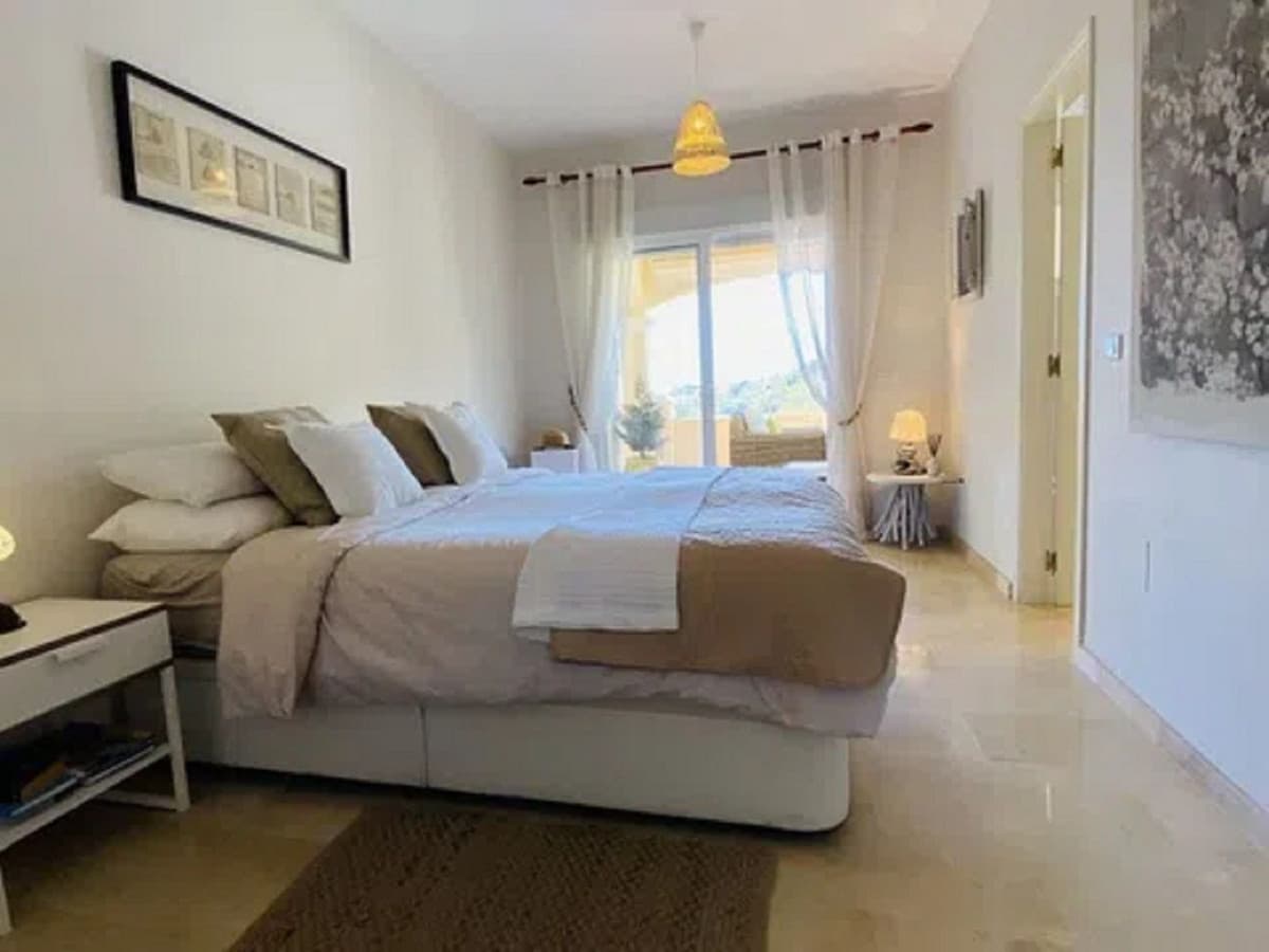 Ground Floor Apartment in Elviria — photo 5 of 10