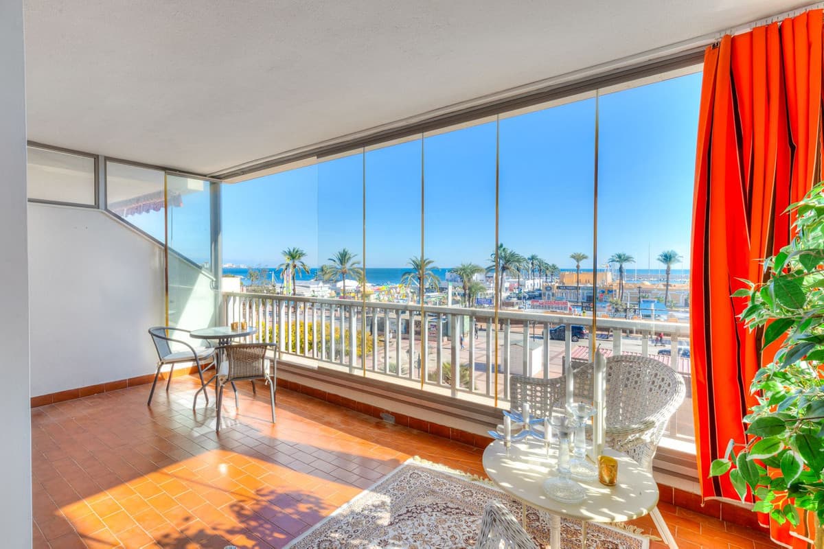 Middle Floor Apartment in Fuengirola — photo 2 of 10