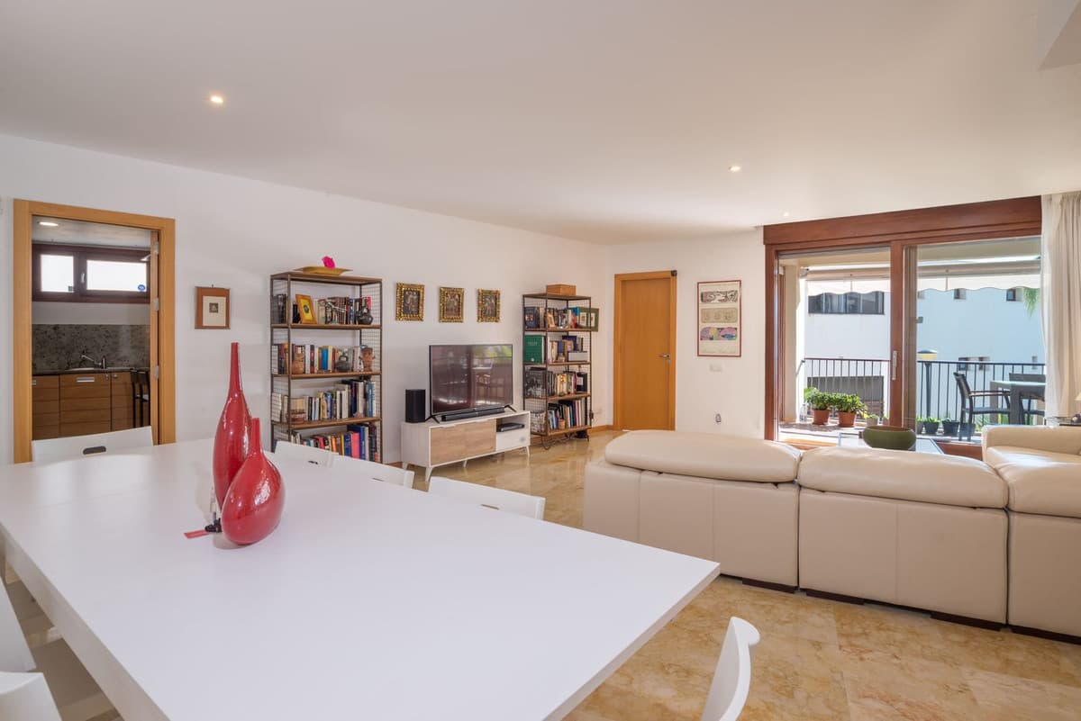 Ground Floor Apartment in Altos de los Monteros — photo 2 of 10