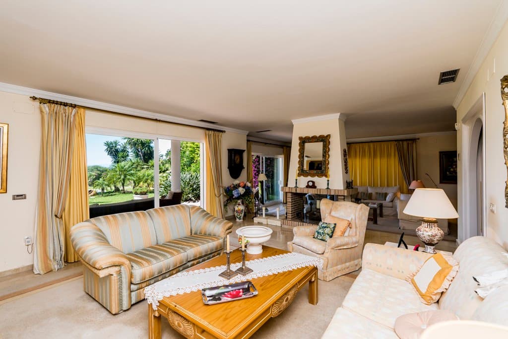Detached Villa in Marbella — photo 6 of 10