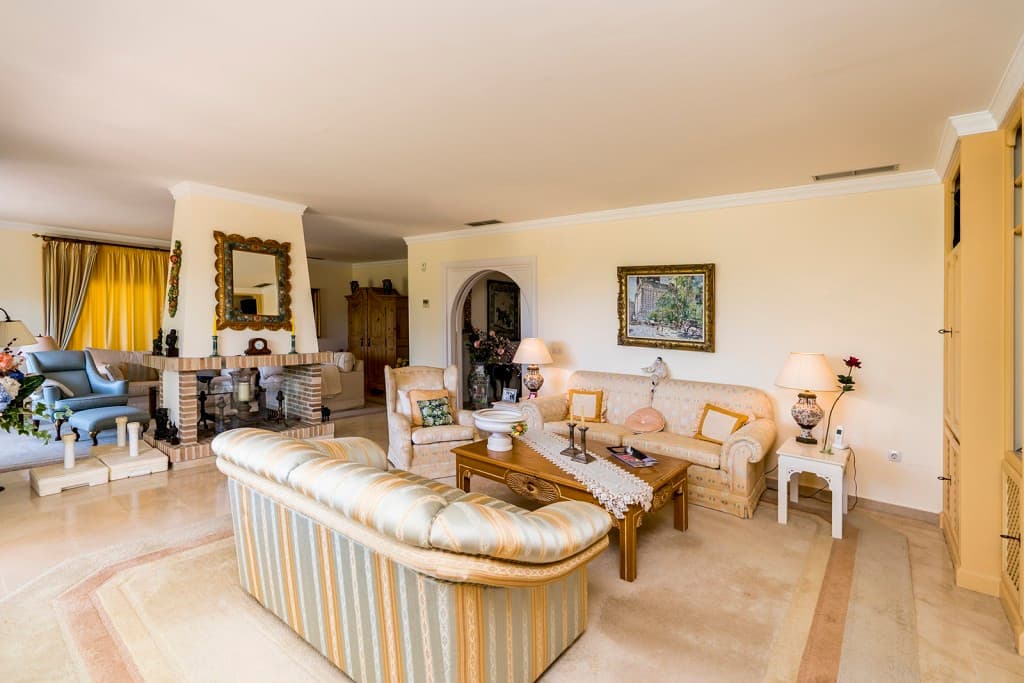 Detached Villa in Marbella — photo 9 of 10