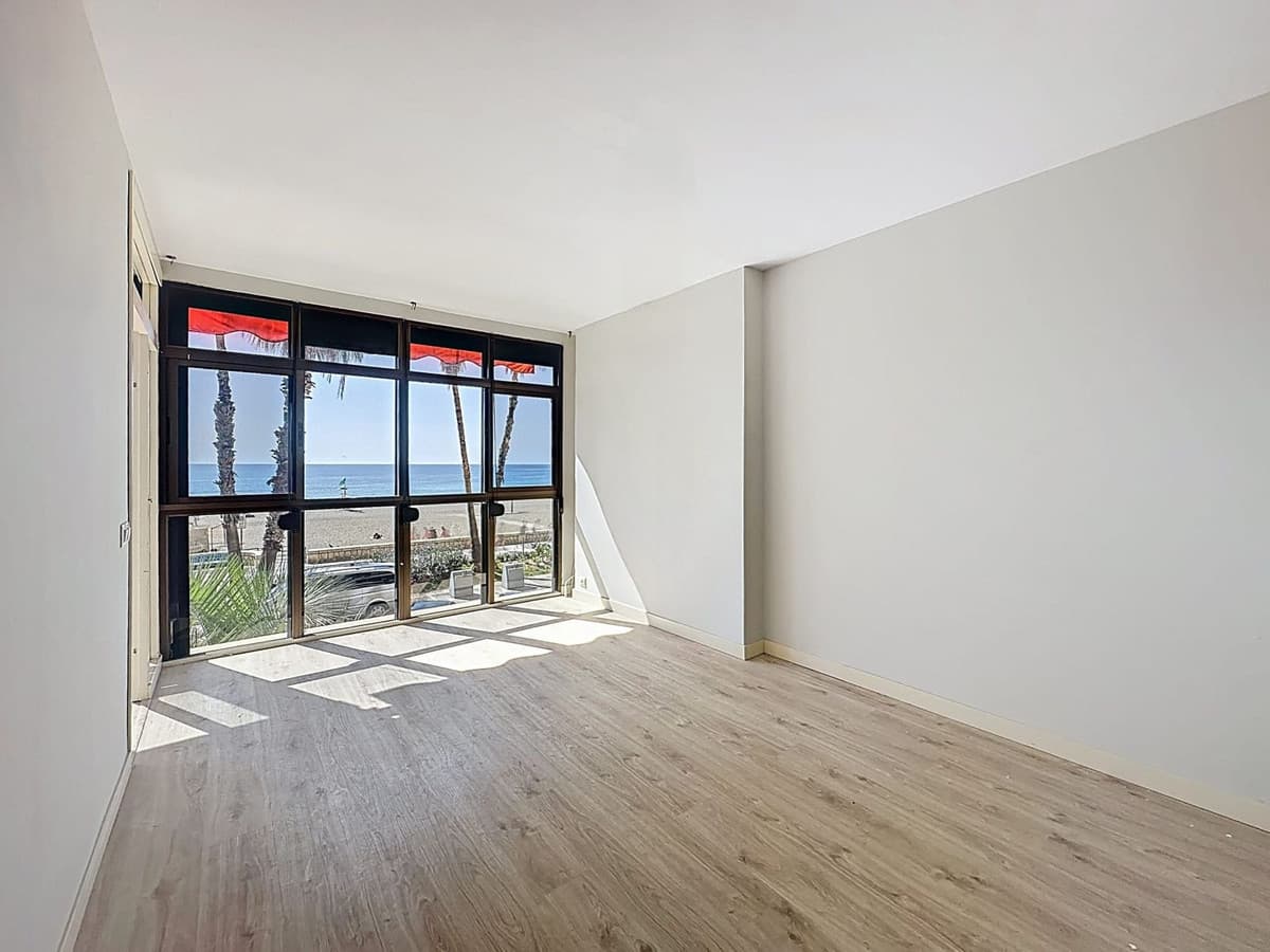 Middle Floor Apartment in Malagueta — photo 9 of 10