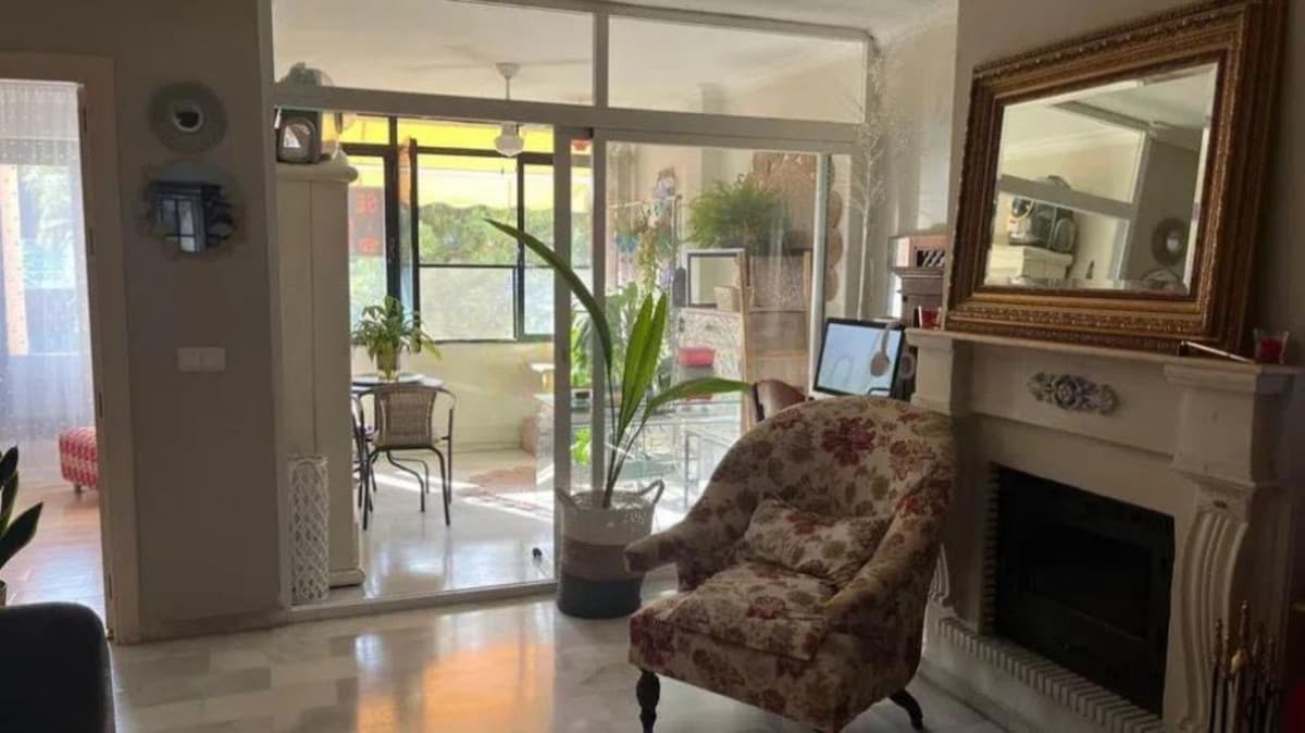 Middle Floor Apartment in Nueva Andalucía — photo 6 of 10