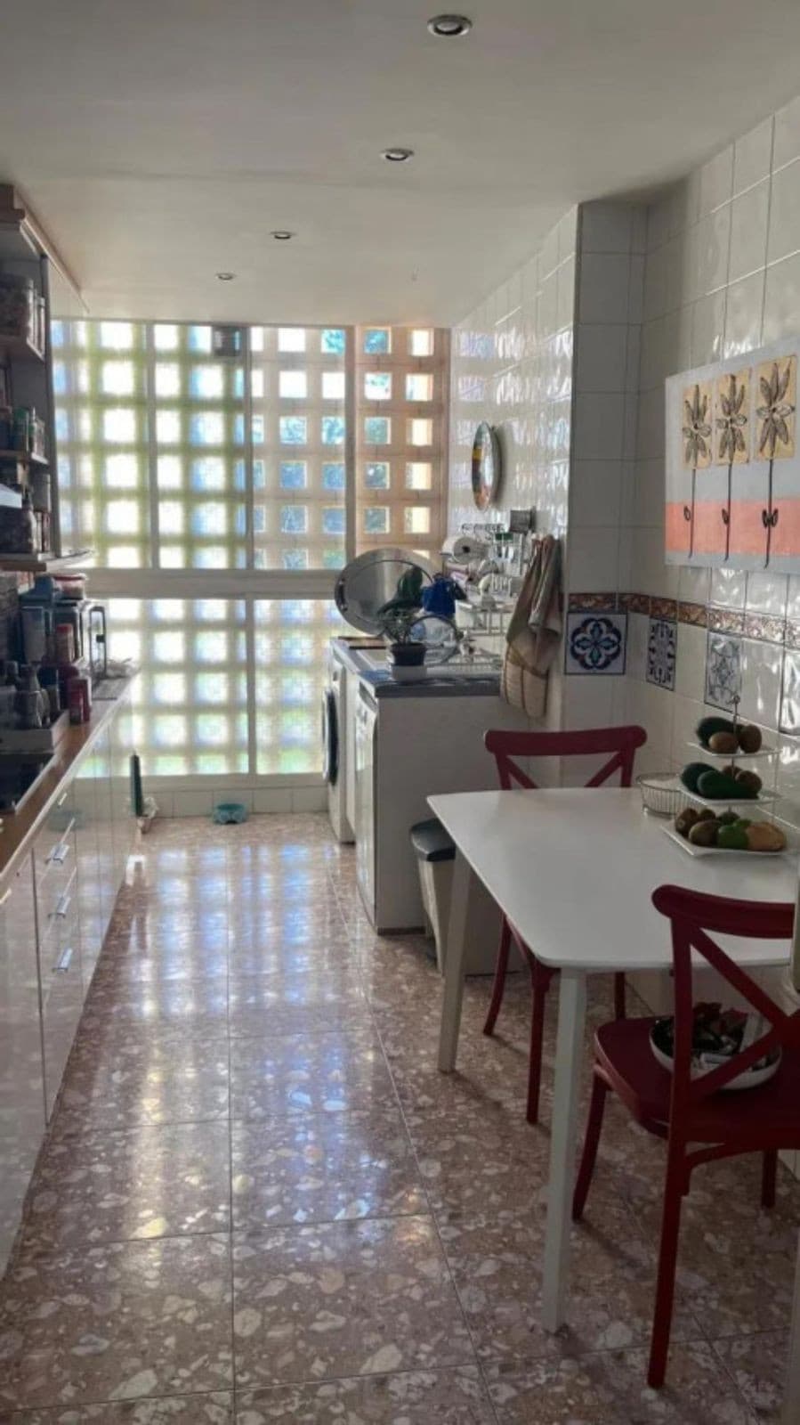 Middle Floor Apartment in Nueva Andalucía — photo 9 of 10
