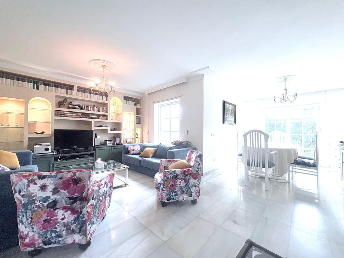 Semi-Detached House in Cancelada — photo 6 of 10