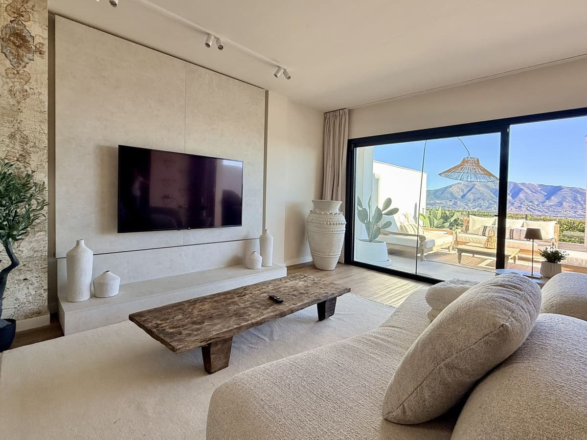 Townhouse in Elviria — photo 6 of 10