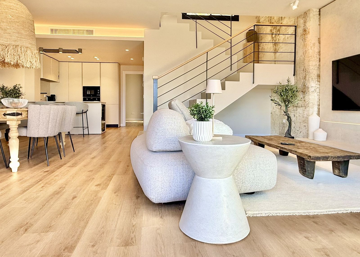 Townhouse in Elviria — photo 9 of 10