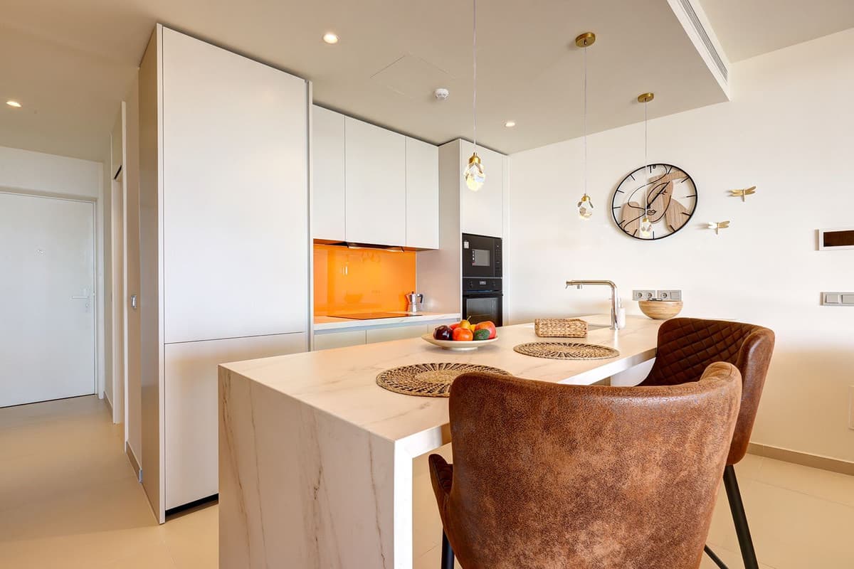 Middle Floor Apartment in Higueron — photo 5 of 10