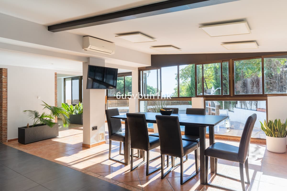 Detached Villa in Torremolinos — photo 6 of 10