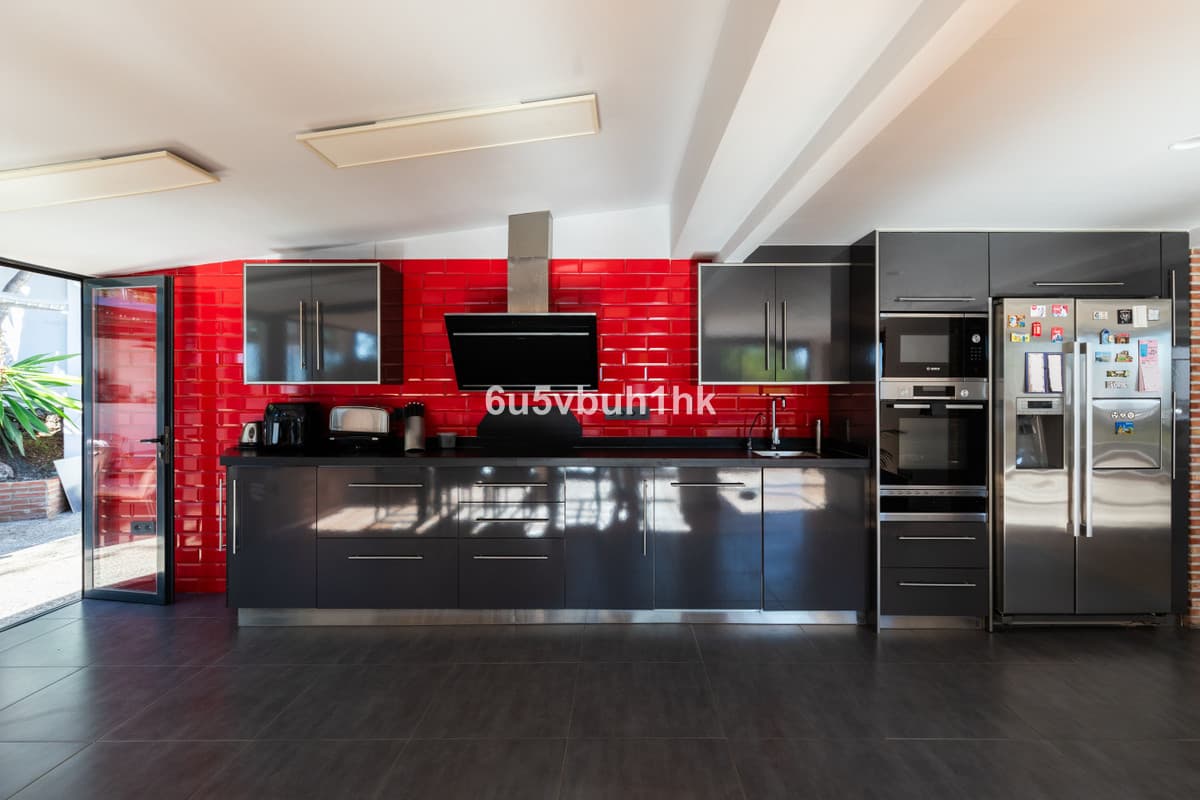 Detached Villa in Torremolinos — photo 9 of 10