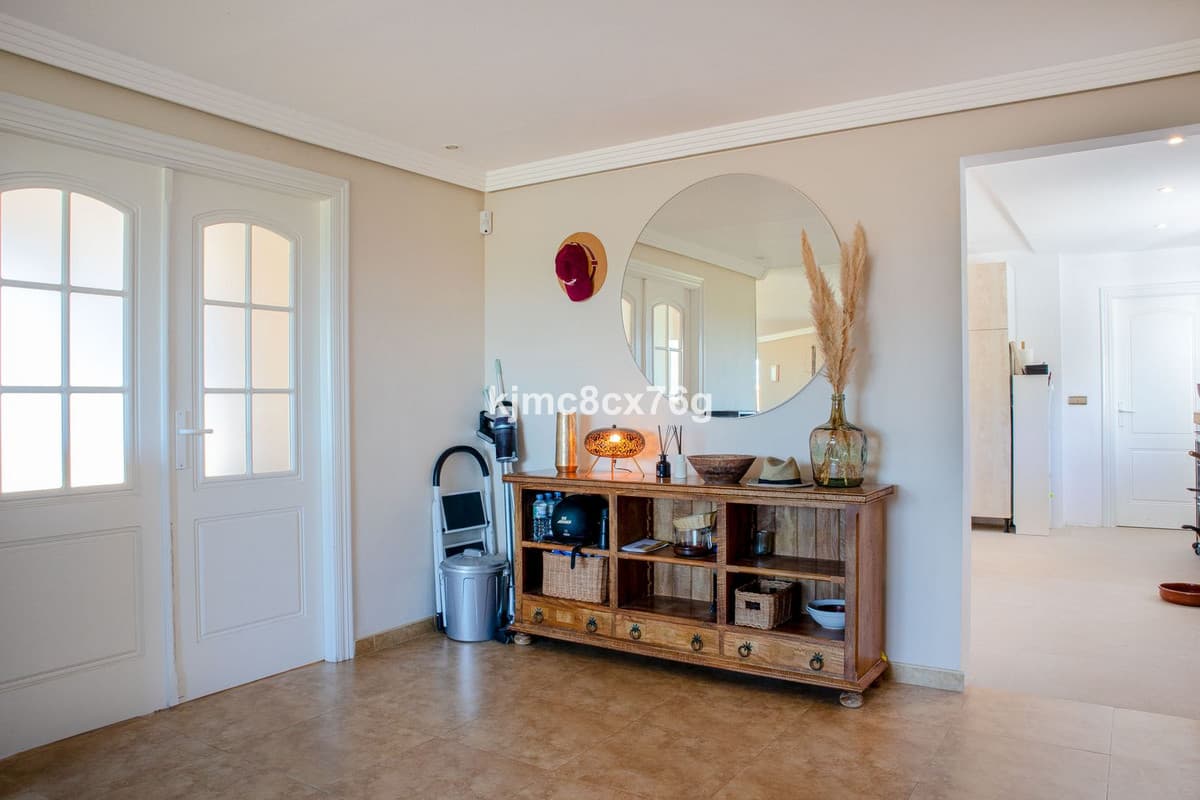 Detached Villa in Torremolinos — photo 9 of 10