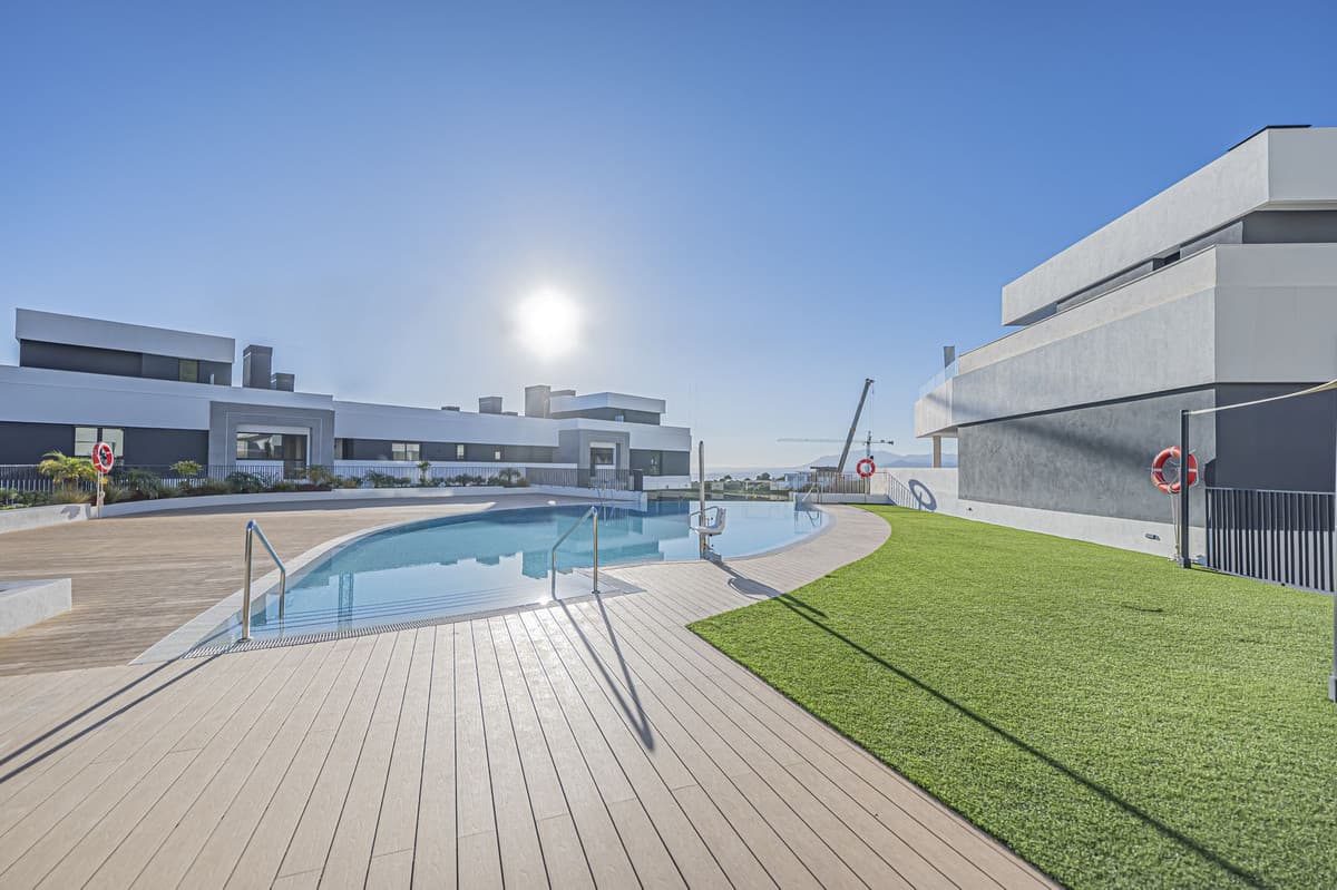 Middle Floor Apartment in Altos de los Monteros — photo 1 of 10