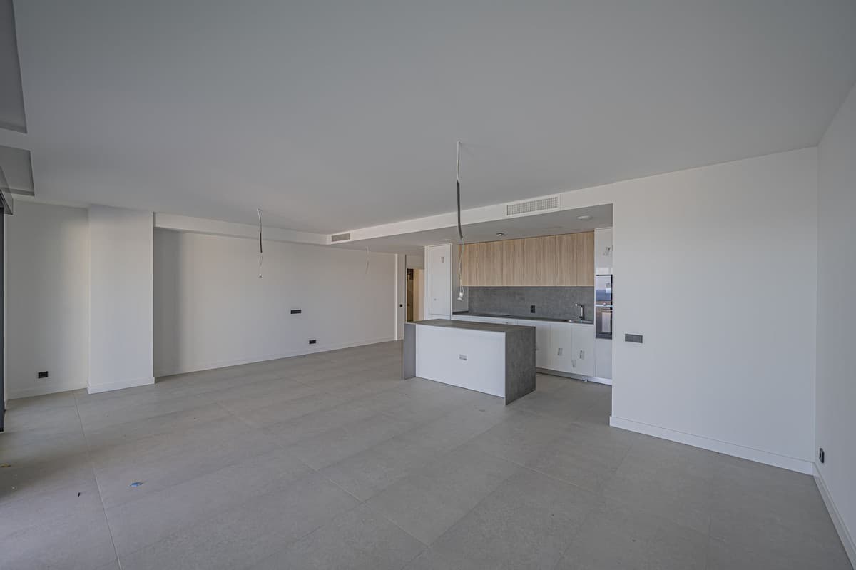 Middle Floor Apartment in Altos de los Monteros — photo 5 of 10